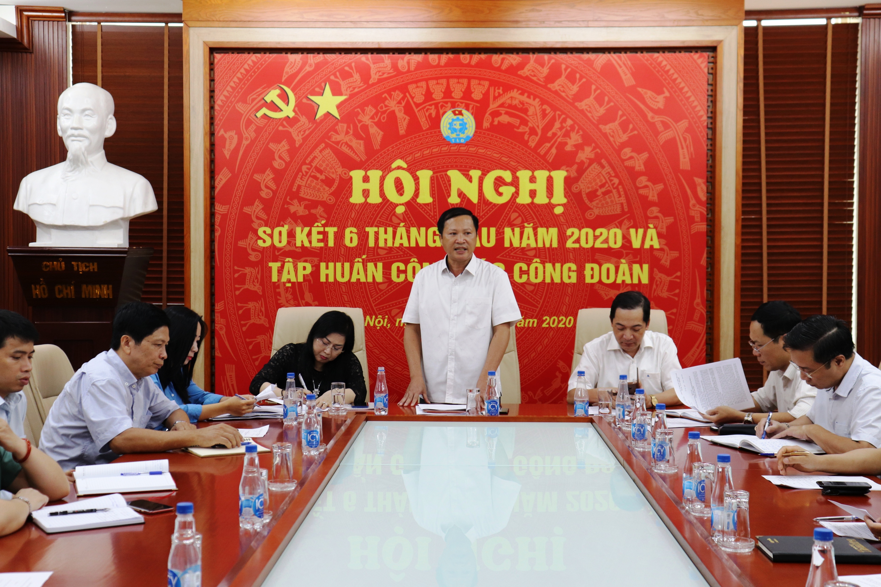 Ông Vũ Hồng Khánh, Chủ tịch Công đoàn Thanh tra Chính phủ phát biểu tại Hội nghị Sơ kết. Ảnh: K. Dung